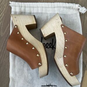 Beek Peacock Tan Leather Mules with Gold Accents